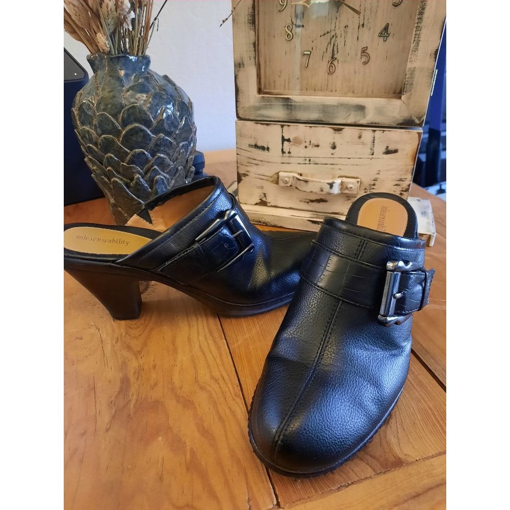Sz 10 Sole SenseAbility Black Comfort Heeled Clogs Mules